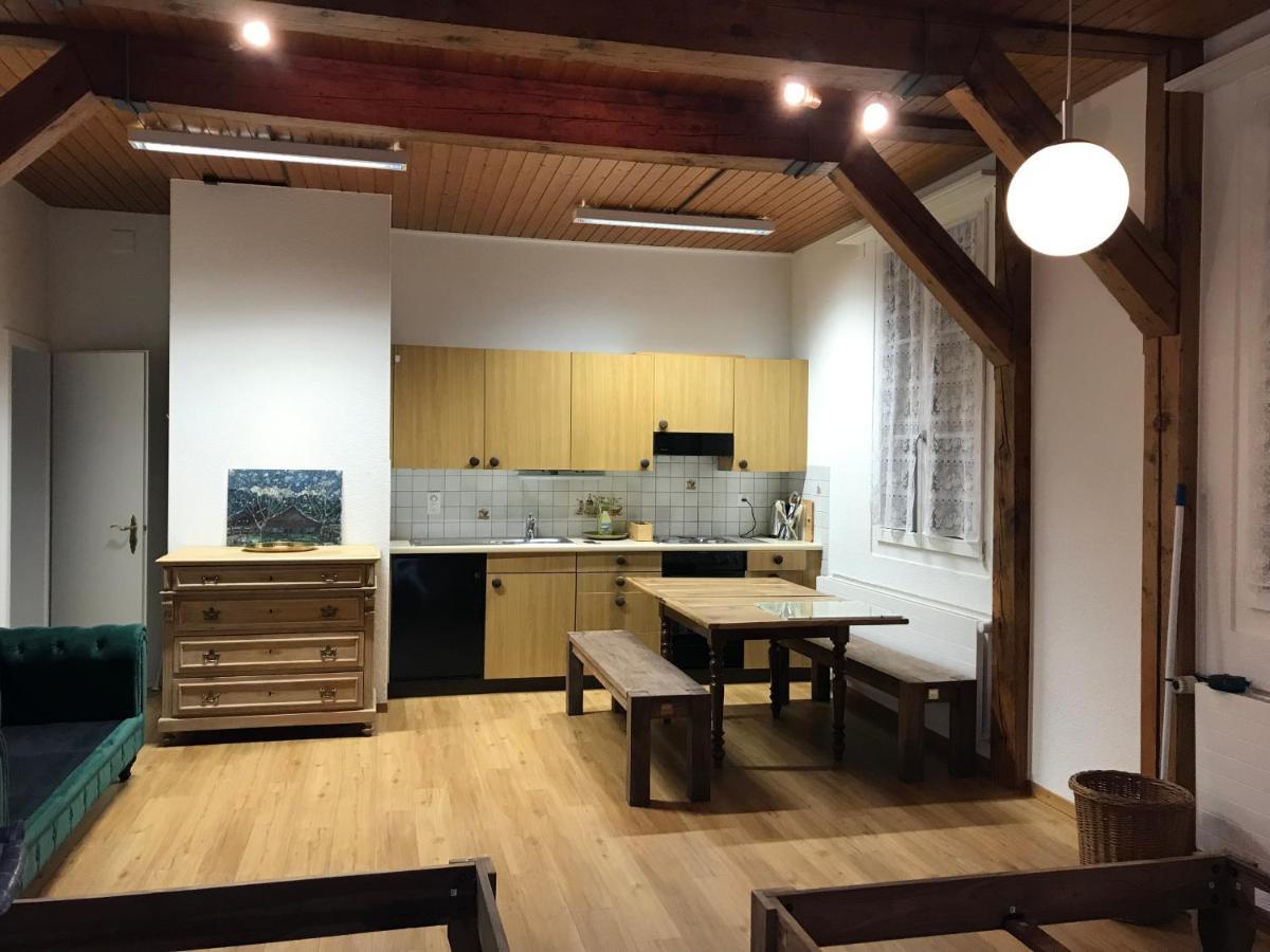 Simple Studio 36M2 In The Center Of Burgdorf Private Parking Small Bathroom Exterior foto